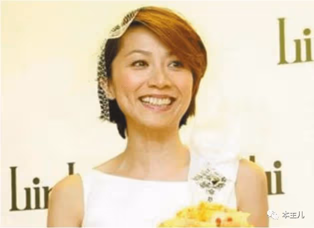 悲傷的徐華鳳:當7年情婦,38歲擠走原配,41歲在丈夫懷中去世