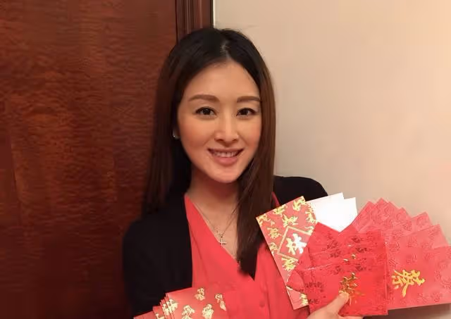 又走一個!TVB港姐冠軍發文正式宣布離巢,入行10年不受捧