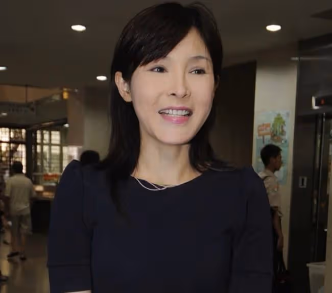 又一明星出家！50歲唐德惠剃度為尼，稱兒子成家立業後她了無牽掛