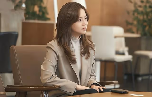 45歲女人的哭訴:過完年,一場同學聚會,把我20年的婚姻聚沒了