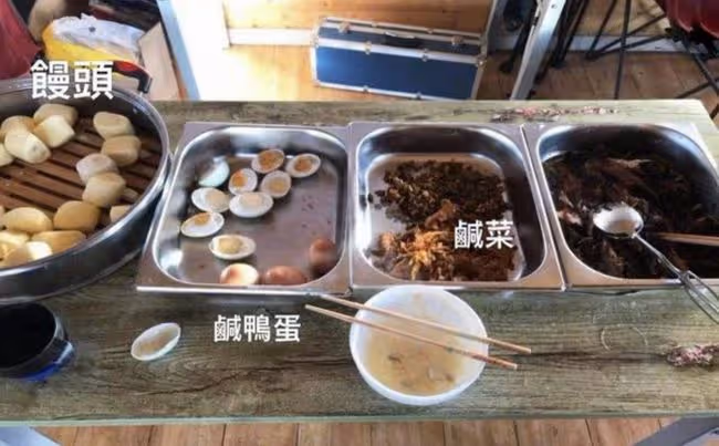 36歲台星吐槽內地拍戲太艱難,嫌棄早餐是饅頭菜包,吃不慣白米粥
