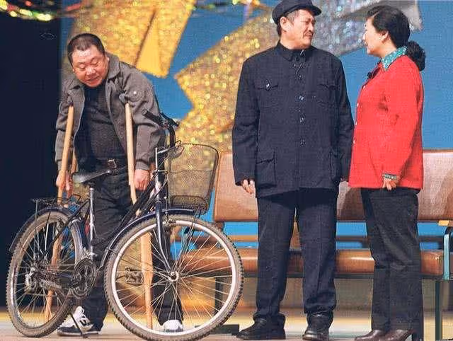 為什麼現在的春晚沒人看?這組照片告訴你,以前的春晚到底多精彩