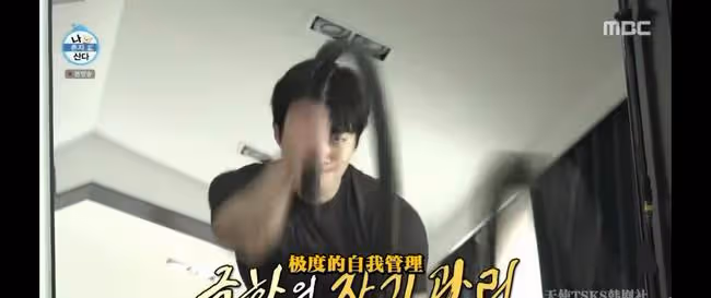 出道14年終於爆紅,曾與戚薇演情侶,李俊昊小透明的日子結束了