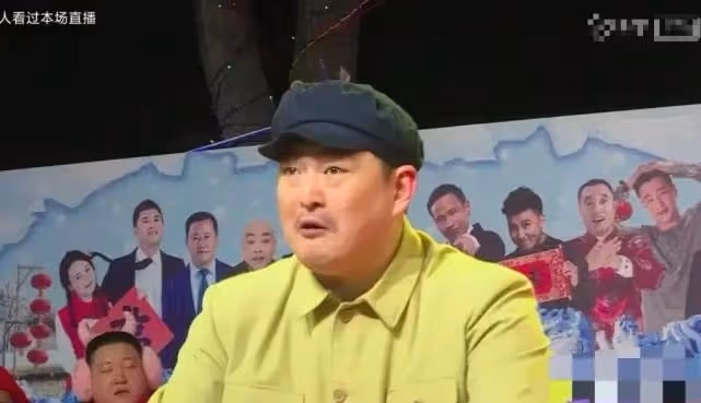大牛模仿父親再現經典,直播間人數飆升百萬,鬍子一貼太像了!