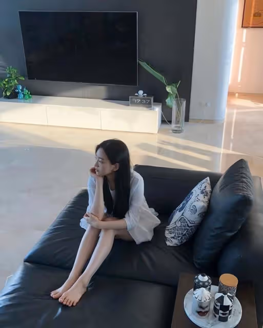 《殭屍校園》班長竄紅!22歲趙怡賢被爆是富二代,她親自回應傳言