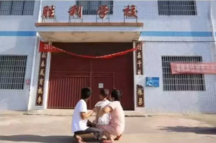 7歲童和1歲弟同患重病,自願捨命救弟離世前寫下5個心願,惹網淚:你是上天派來的天使