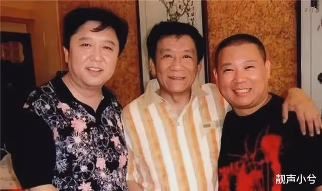 一次，郭德綱和于謙接受採訪，主持人「挑事」問于謙：你為什麼不用改名字？