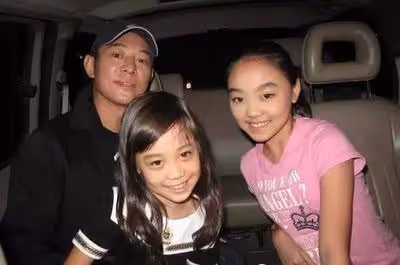 李連杰愛上利智，拋棄懷二胎的黃秋燕，如今她過得怎麼樣？