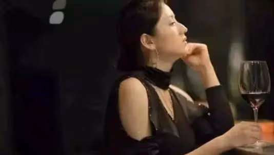「沒關係,得到就行」,他占有我,就像占有一個物件