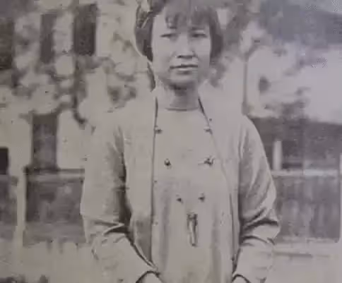 結婚36年！她堅決「不跟丈夫同床」也不離婚　102歲時丈夫走後「終說出了秘密」