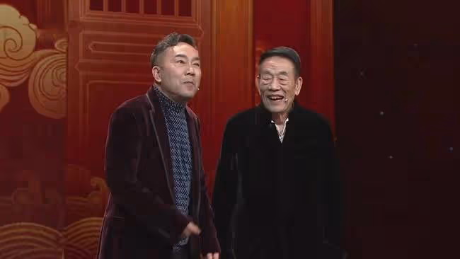 90歲楊少華聊女足眉飛色舞!豎拇指稱喜歡,不願楊議提男足直擺手