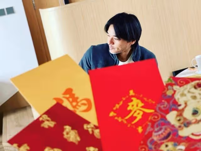 香港疫情嚴峻!謝賢前妻動兩次手術又染皰疹,舒淇嘆過年寸步難行