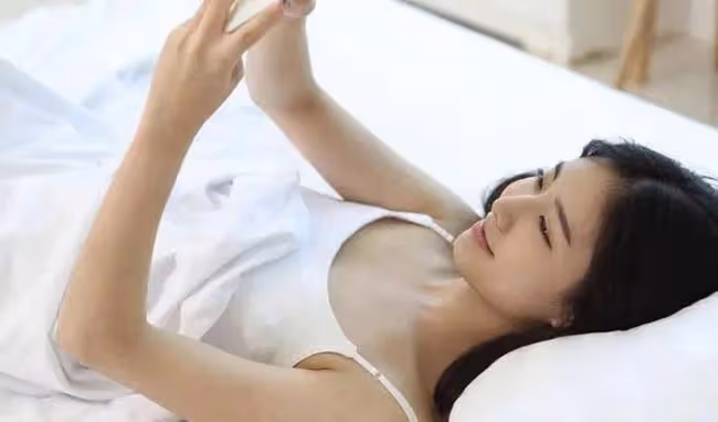 打開行程記錄儀,充斥著男女的喘息聲,我的男人在和別的女人戰鬥