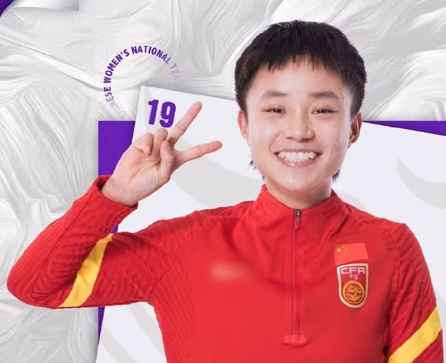 貝克漢姆賀中國女足奪冠!未忘9年前與張琳艷見面,曾送簽名足球