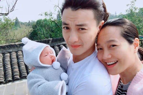 謝娜半個冰箱都是母乳！娛樂圈5位「背奶媽媽」，證明母愛真偉大
