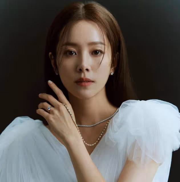 35~44歲最美韓國女演員票選,全智賢第十,朴敏英第五