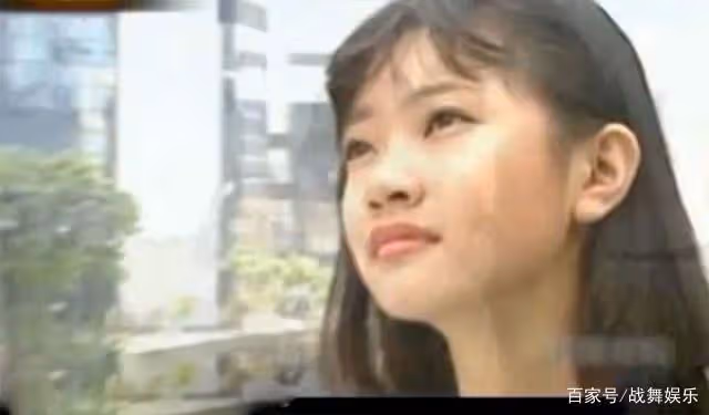姜昆:女兒爆紅後將她送出國外,斷了她的明星夢,卻帶養子上春晚