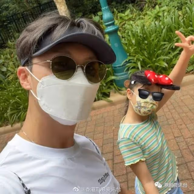 40歲TVB最強人妻示範最強撒嬌術!視帝老公自拍新相曬高顏值樣貌