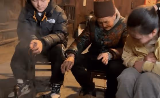 沈夢辰回鄉下老家過年,每餐都是盛宴,杜海濤罕見現身