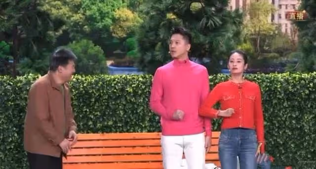 33歲穎兒身體引擔憂,深夜被兩異性賣力架上車,身體疲軟走路不穩