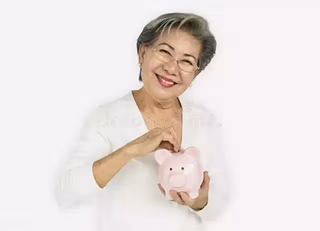 人老了要不要「把存款」告訴兒女呢?一位70歲老人的做法:聰明又有效「晚年幸福無憂」