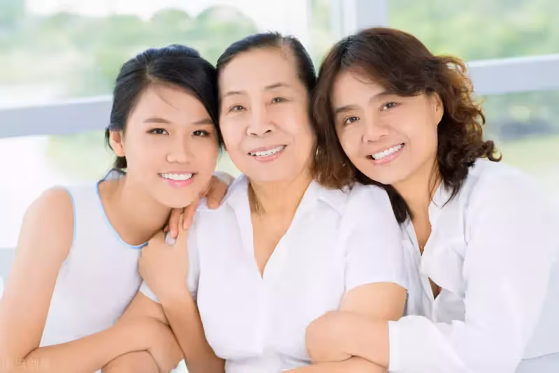 人老了要不要「把存款」告訴兒女呢?一位70歲老人的做法:聰明又有效「晚年幸福無憂」