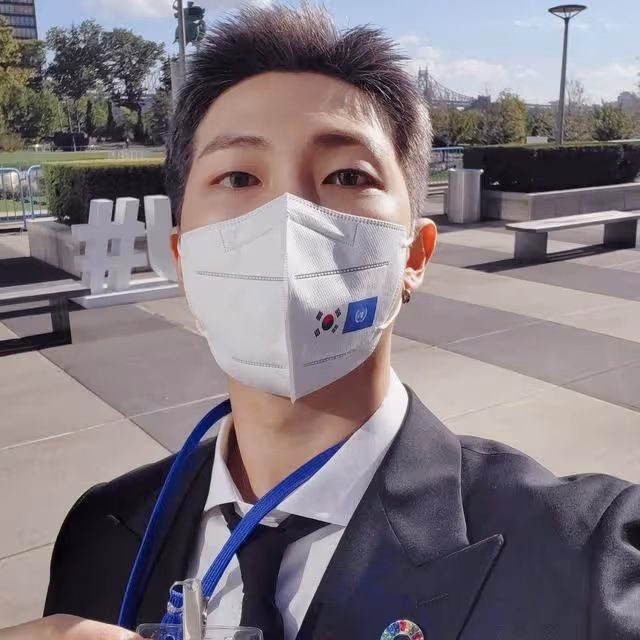 BTS RM支持韓國選手,遭網民洗版!女團成員因一句話惹怒韓國網民