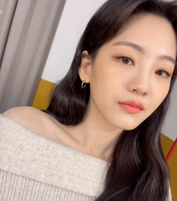 《殭屍校園》最美班長暴紅,曾是JYP練習生!速配CP的吻戲NG17次