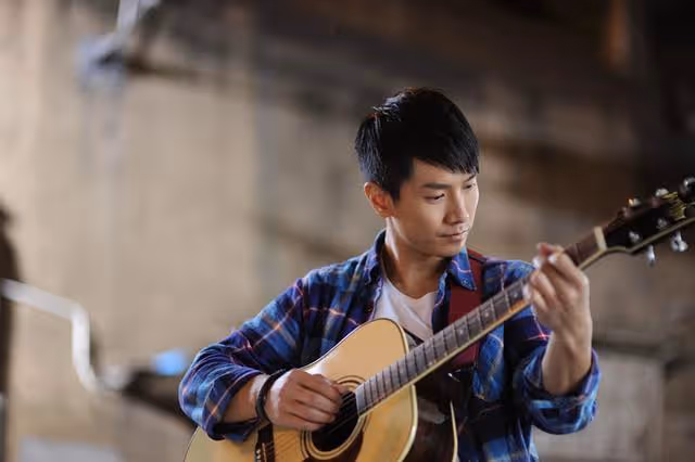 壓力大！陳柏宇闊別四年再登紅館，歌曲《結》望撫慰太太流產之痛