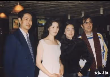 國家一級演員濮存昕,妻子是我們熟悉的她,難怪結婚41年零緋聞