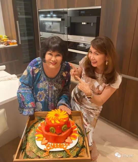 羽西的日記 |「大家過年好!」