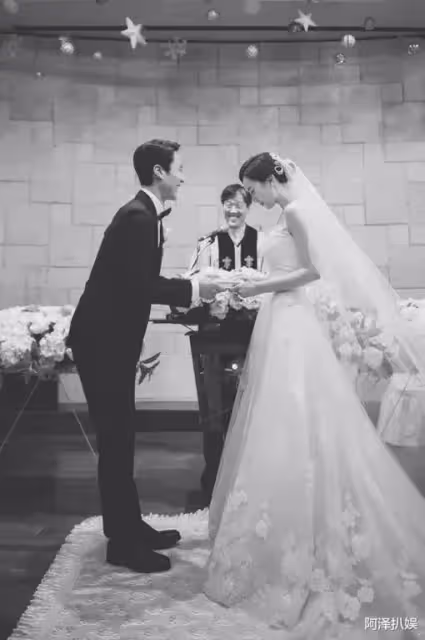 一對比一對般配甜蜜!他們竟都是因戲結緣相戀結婚