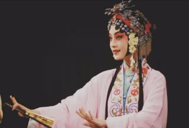 李沁惜敗楊紫錯過陸雪琪一角,演女主又被刪戲份?