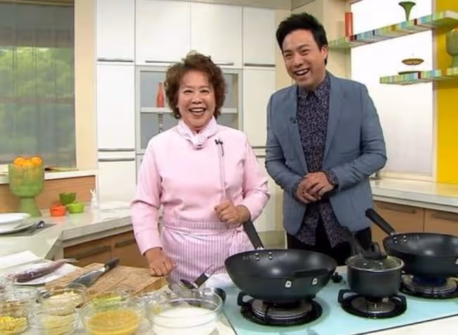 TVB女星賣888元盆菜收大量投訴!顧客質疑食物變質,肉不熟分量少