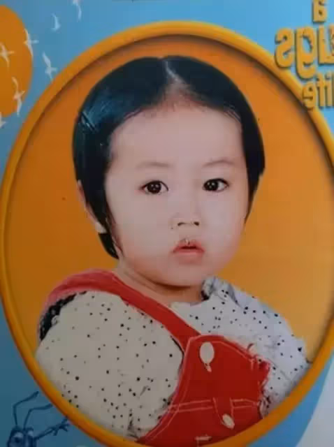 媽媽撇下不滿1歲嬰兒斷聯,貧窮保姆變身養娃16年。網讚:你就是親生母親