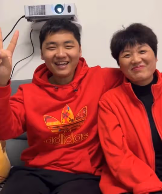 真香?曝張洋洋過年長胖20斤,人稱「洋墩墩」,親媽身邊就是好!
