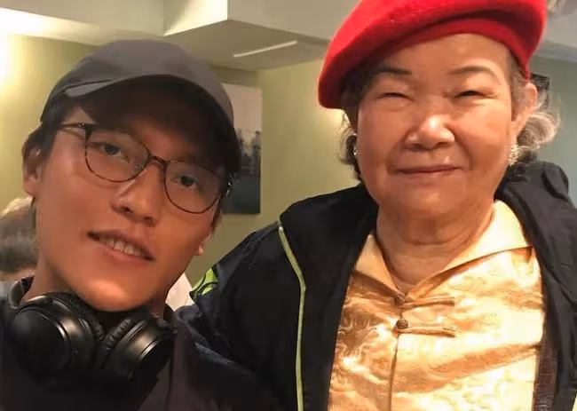 馬德鍾24歲兒子大學一級榮譽畢業!去年出道當演員,卻被嘲太顯老