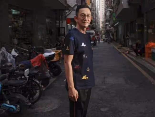 吳啟華自曝已在內地買房,還開了公司,在TVB當男主時月薪才幾千
