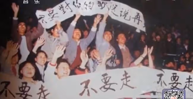 春晚第一美男，被台娛封殺14年，年過60依舊未婚，卻被幾億觀眾懷念至今……