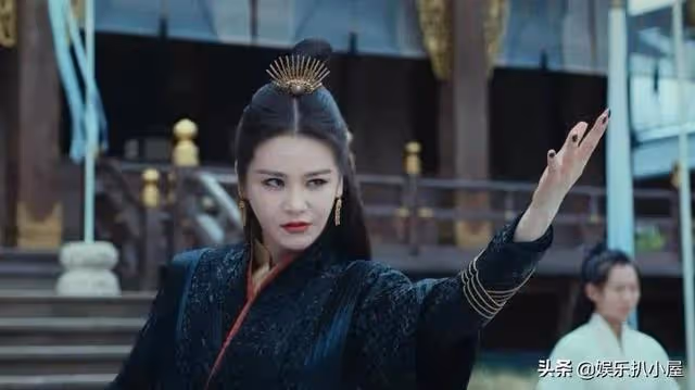 她是《追龍2》顏值擔當,在《倚天》被吐槽整容,網友:相差太大了