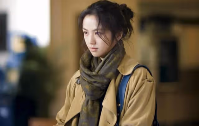 湯唯攜女回國,疑似和金泰勇分居,經經公司回應「一家人好好的」