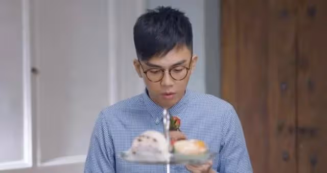 甜蜜!TVB上位小生自揭新女友真正身份,女方早前曾被指是富家女