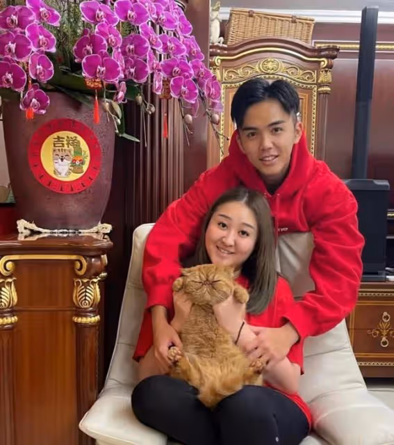 甜蜜!TVB上位小生自揭新女友真正身份,女方早前曾被指是富家女