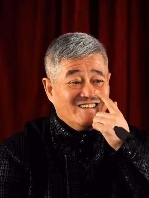 小瀋陽:曾被逼喝30瓶啤酒,是師父救了我,不紅了仍然感激他