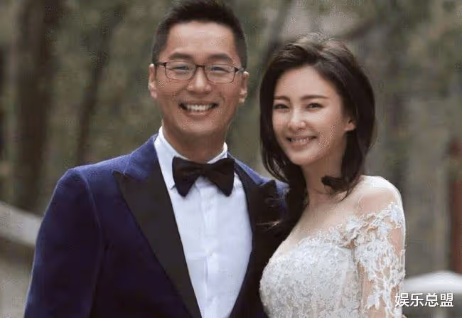 出道就搭上馮德倫,腳踹王全安、刀捅袁巴元,張雨綺的「濫情」史