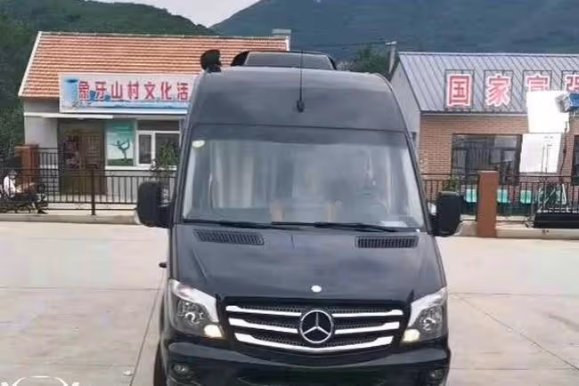 劉能扮演者王小利的座駕,劇中開夏利,現實中開什麼車?