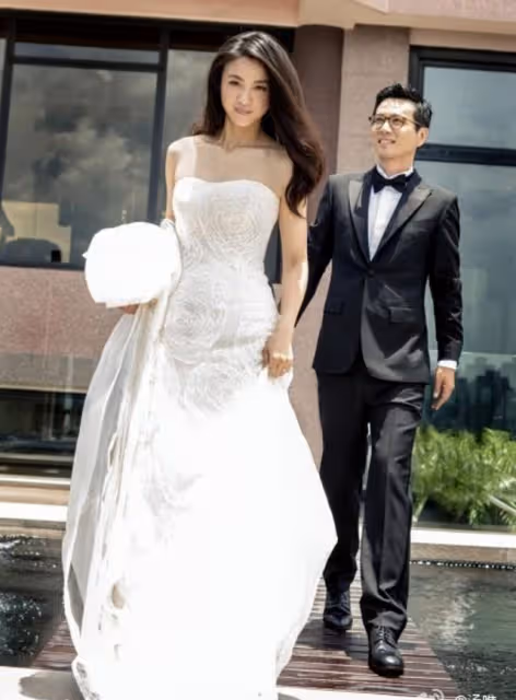 湯唯與大10歲韓籍老公結婚7年,突然傳婚變?疑帶女兒回北京定居?