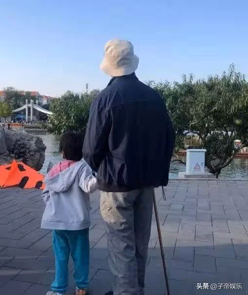離婚!湯唯疑似結束8年婚姻分居半年獨自帶女兒回國居住