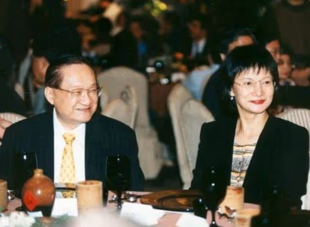 痛失愛子的6位明星，趙本山白髮人送黑髮人，周潤發女兒最可惜