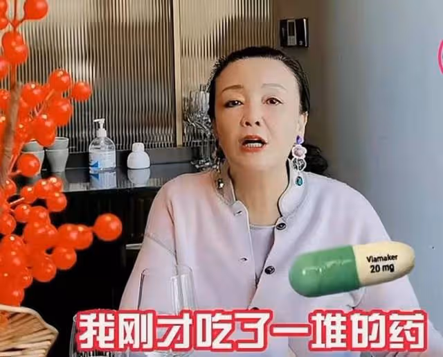 張蘭再住院!雙手捂肚自曝多病纏身,曾暗指汪小菲被前妻逼成渣男
